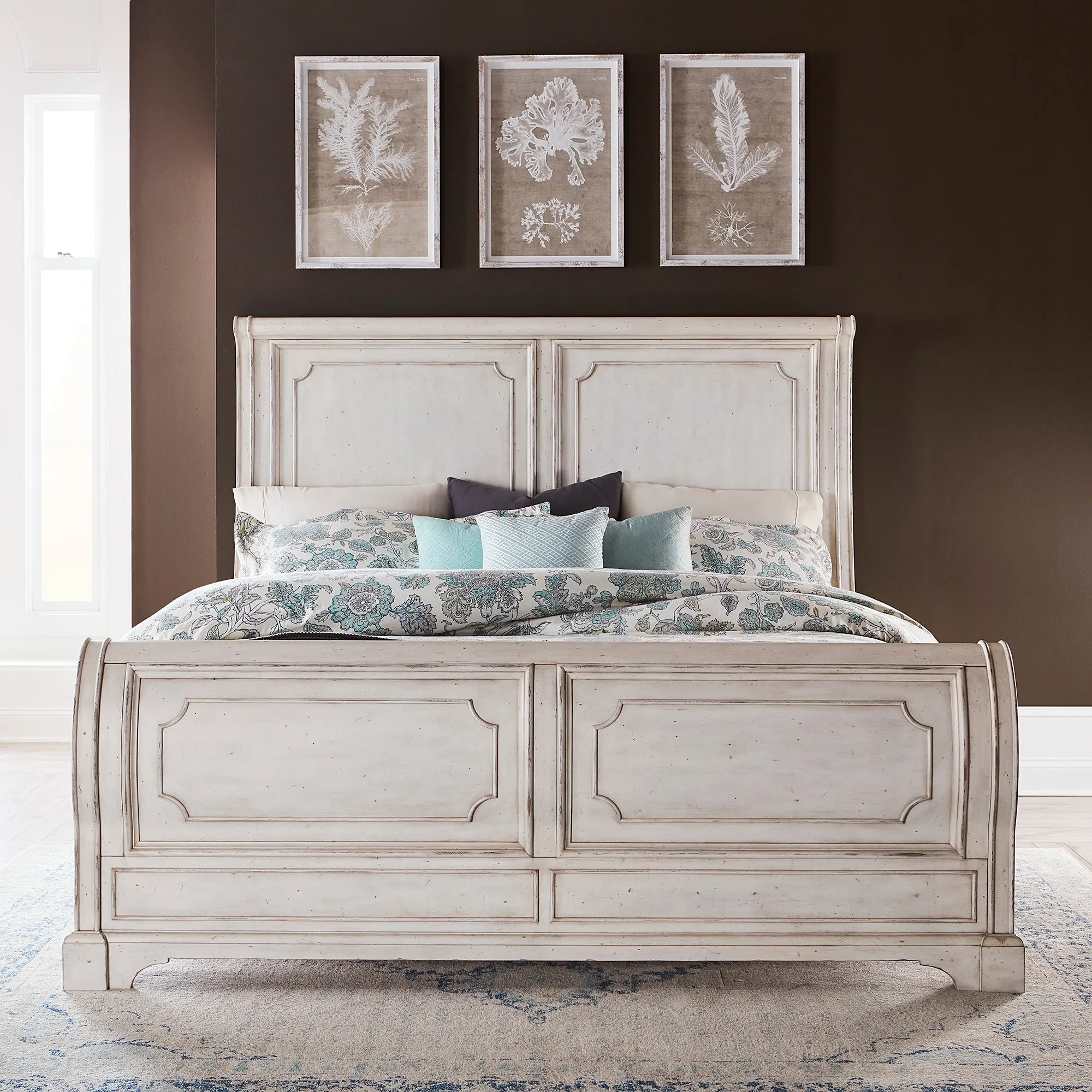 Abbey Road 455W-BR-KSL King Sleigh Bed