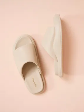 Alias Mae Thea Sandal in Cream